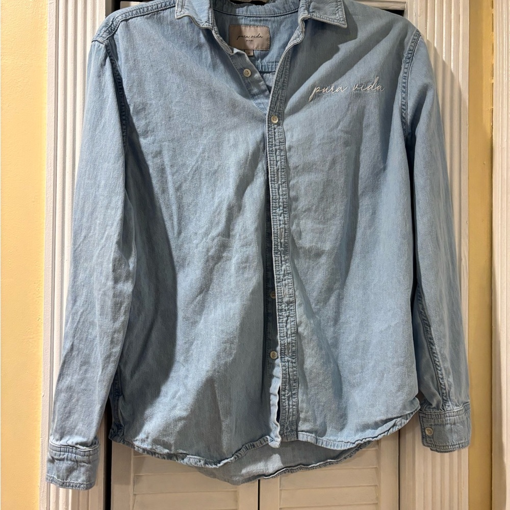 Pura Vida Denim Blue Casual Button Down Shirt